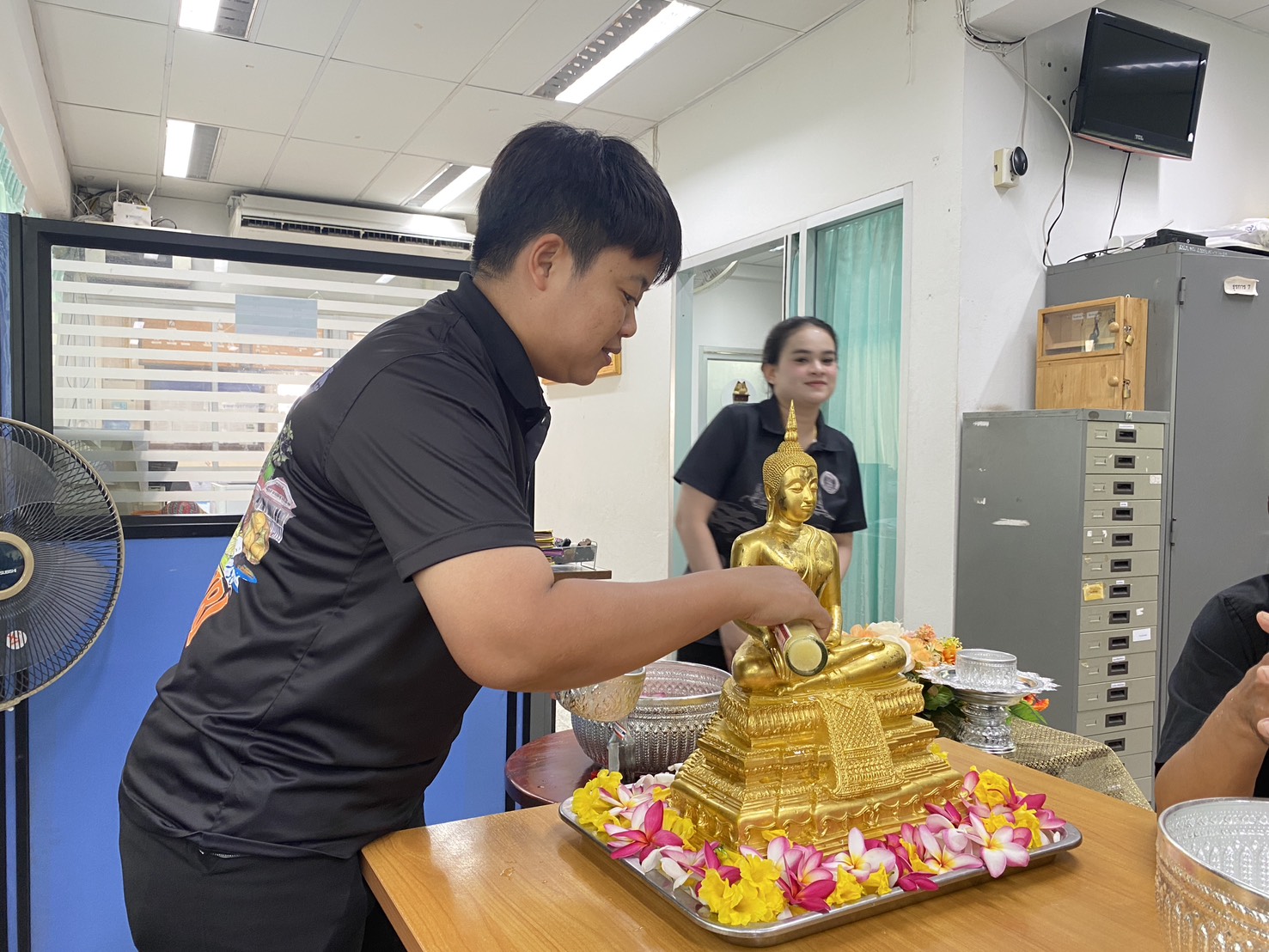 title - ปฏิรูปที่ดินจังหวัดเพชรบุรี พร้อมด้วย นางสาวศรีสุดา วงศ์สร้างทรัพย์ นิติกร ร่วมการประชุมปฐมนิเทศน์ (Project Orientation) โครงการศึกษาความเหมาะสมเส้นทางโลจิสติกส์ เชื่อมโยง จังหวัดกาญจนบุรี ราชบุรี และเพชรบุรี